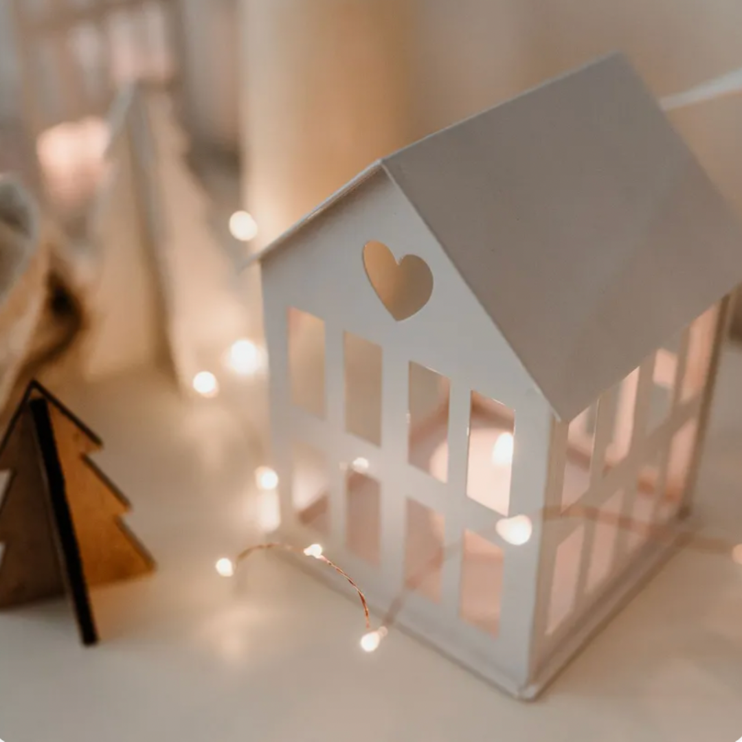 Petite Maison en métal Blanche